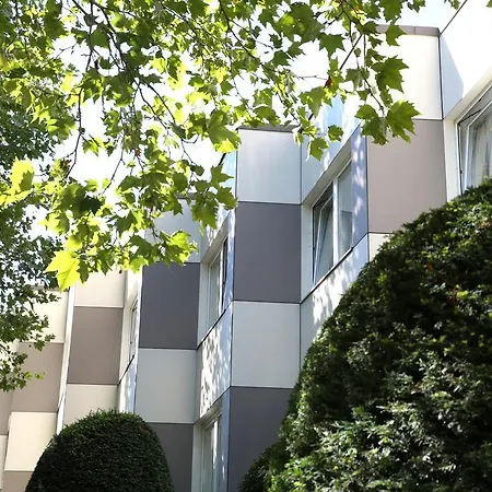 Central Hotel Eschborn Hotel 3*