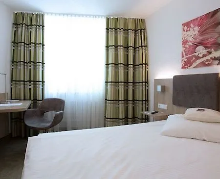 Central Hotel Eschborn Hotel 3*